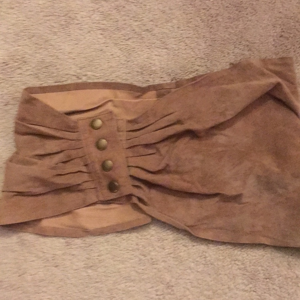 Belt/cummerbund, suede. Last call!